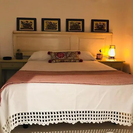 1 Apartment *