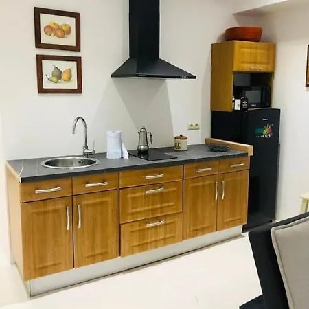 1 Apartment